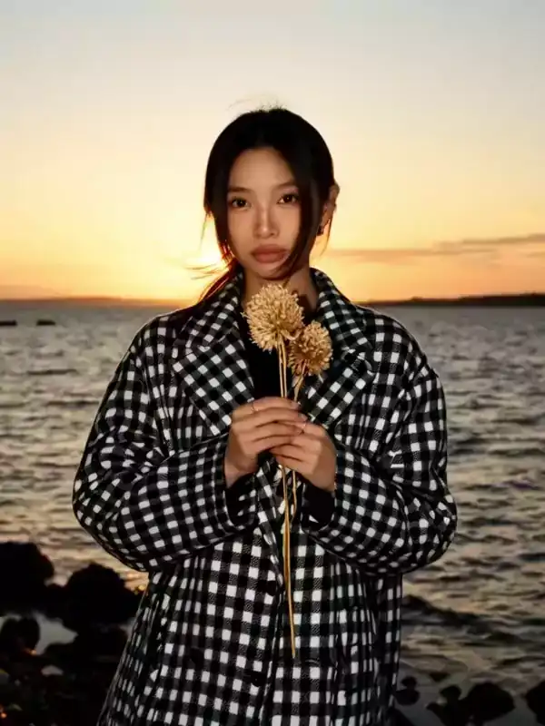 Loading the media file...