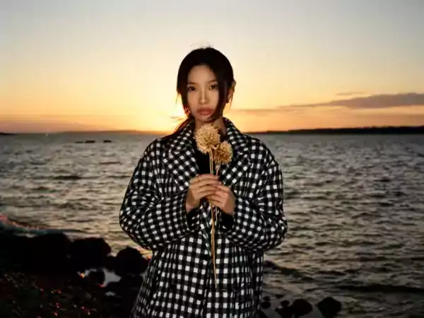 Loading the media file...