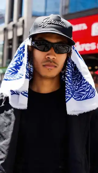 Loading the media file...