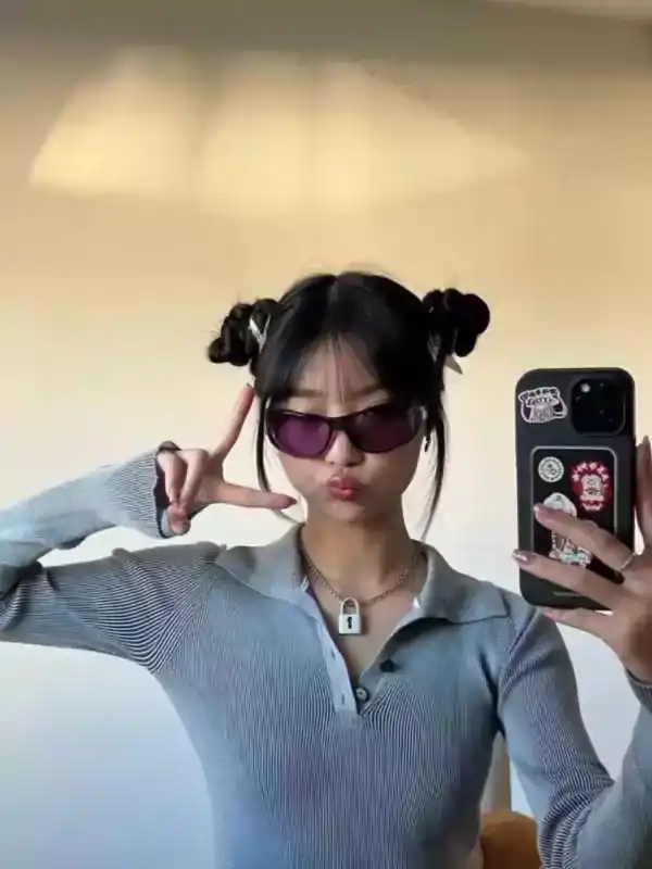 Loading the media file...