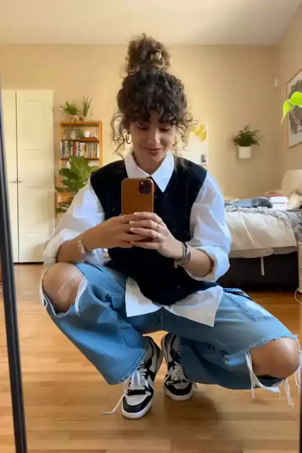 Loading the media file...