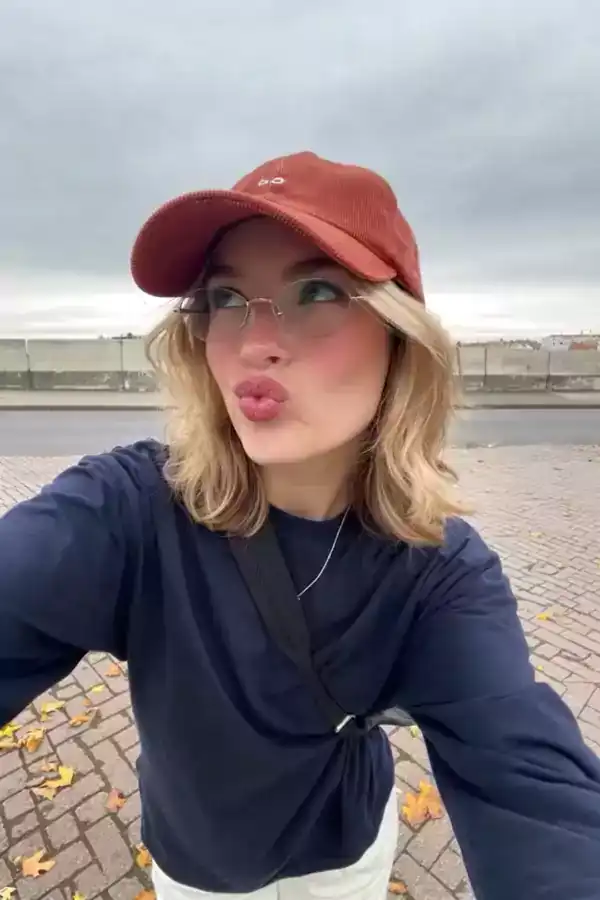 Loading the media file...