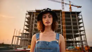 Loading the media file...