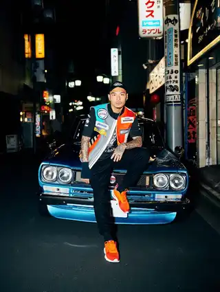 Loading the media file...