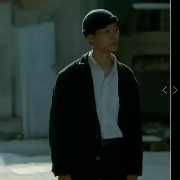 Loading the media file...