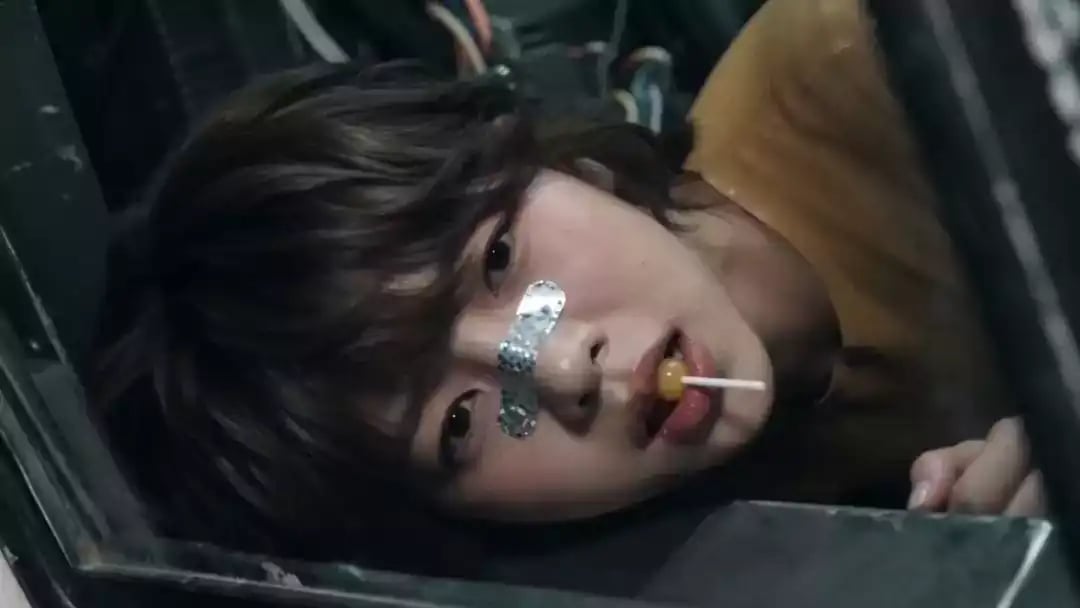 Loading the media file...