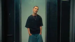 Loading the media file...