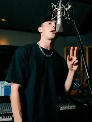 Loading the media file...