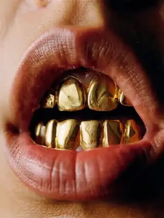 Loading the media file...