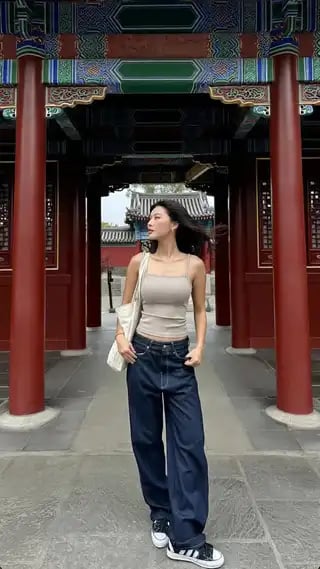 Loading the media file...