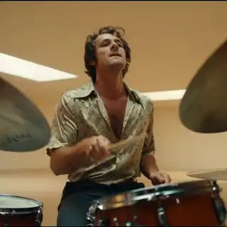 Loading the media file...