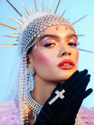 Loading the media file...