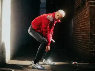 Loading the media file...